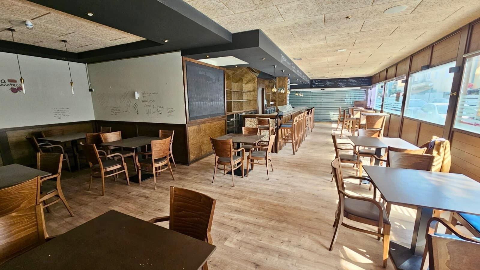 Local commercial dans Calella, Barcelona à louer Photo intérieure– Image 1 sur 17