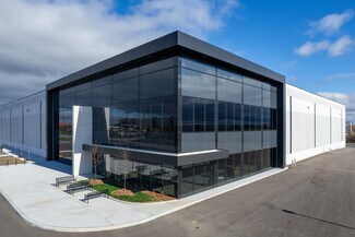 Plus de détails pour 700 Anatolian Dr, Vaughan, ON - Industriel/Logistique à louer