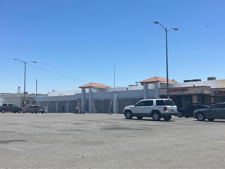 1015 Columbus St, Bakersfield, CA à louer - Photo de l’immeuble – Image 2 sur 5