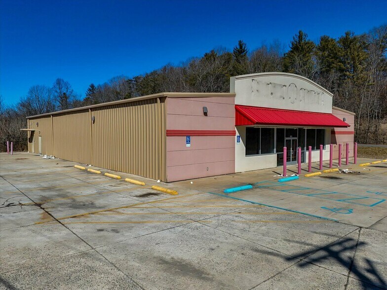 3560 Foster Falls Rd, Barren Springs, VA à vendre - Photo de l’immeuble – Image 3 sur 6