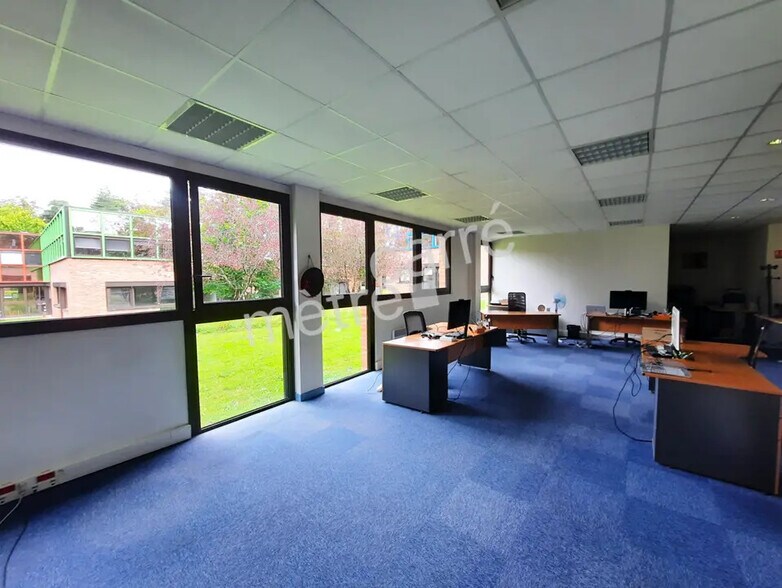 Bureau dans Saint-Herblain à louer - Photo de l’immeuble – Image 1 sur 3