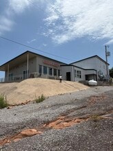 18377 State Highway 49 & 18407 State Highway 49, Medicine Park, OK à vendre Photo intérieure– Image 2 sur 21