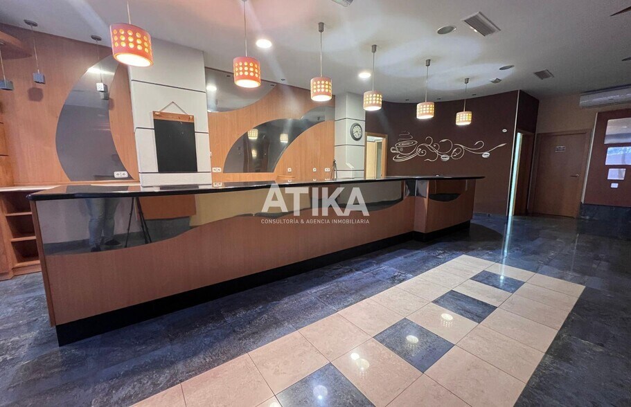 Local commercial dans Ontinyent à louer - Photo de l’immeuble – Image 2 sur 20