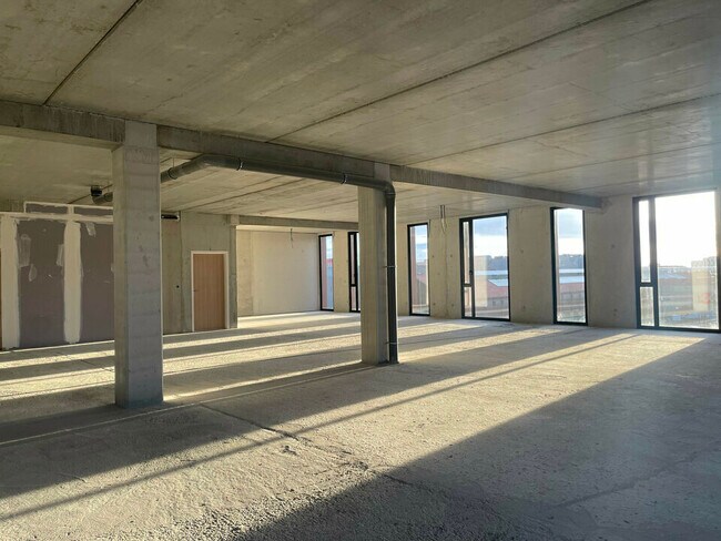 Plus de détails pour Bureau à vendre