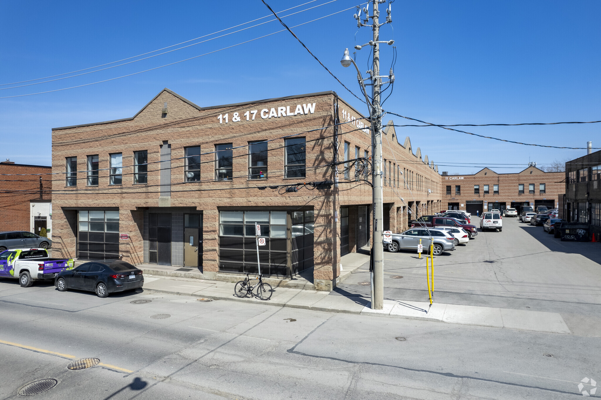 11-17 Carlaw Ave, Toronto, ON à vendre Photo principale– Image 1 sur 6