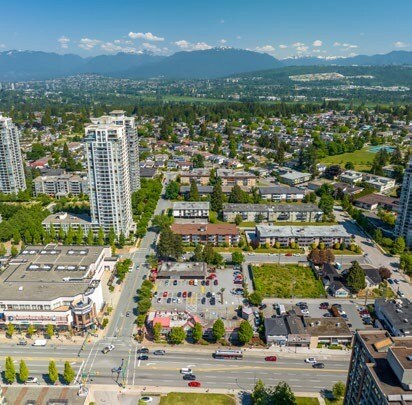 7110 Hall Ave, Burnaby, BC à vendre - Aérien – Image 2 sur 6