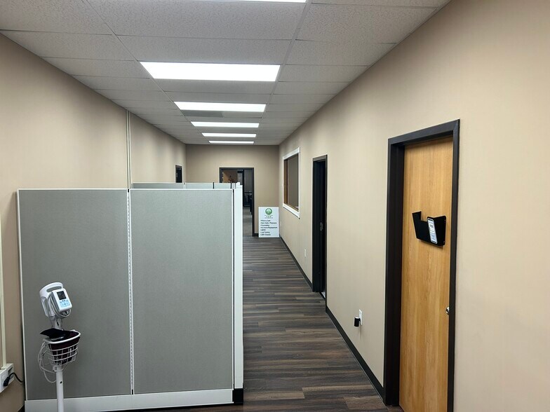 303 6th Ave, Saint Albans, WV à louer - Photo de l’immeuble – Image 3 sur 7