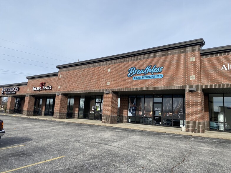 2121-2155 W Republic Rd, Springfield, MO à louer - Photo de l’immeuble – Image 2 sur 15