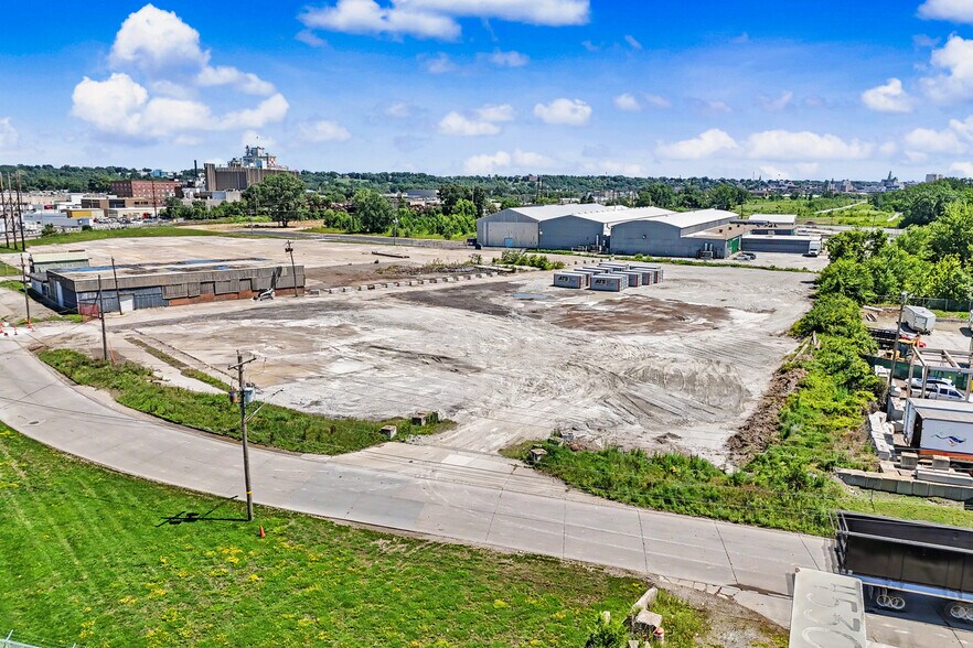 765 Schmidt Rd, Davenport, IA à vendre - Photo de l’immeuble – Image 1 sur 7