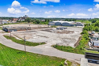 Plus de détails pour 765 Schmidt Rd, Davenport, IA - Terrain à vendre