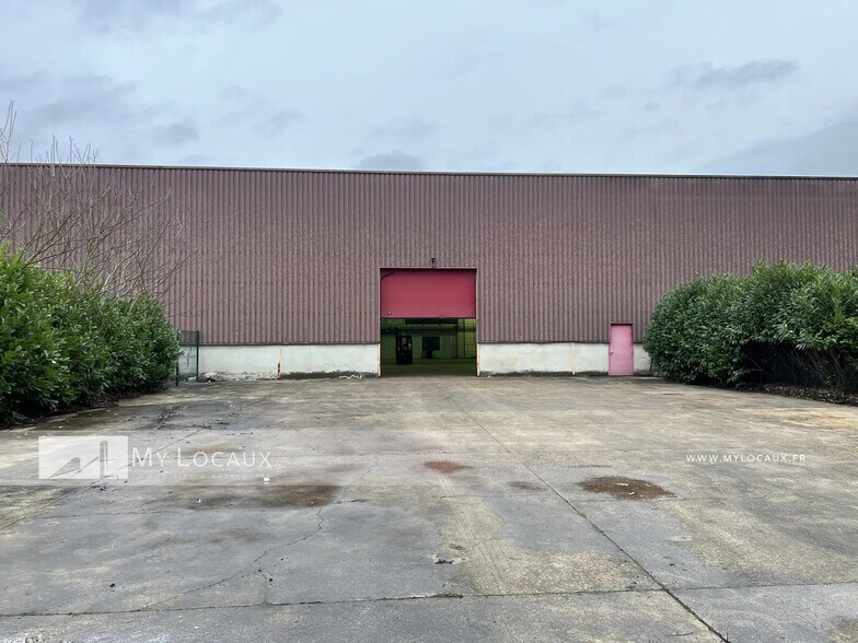 Industriel/Logistique dans SAINT-OUEN-L'AUMONE à louer - Photo de l’immeuble – Image 1 sur 5