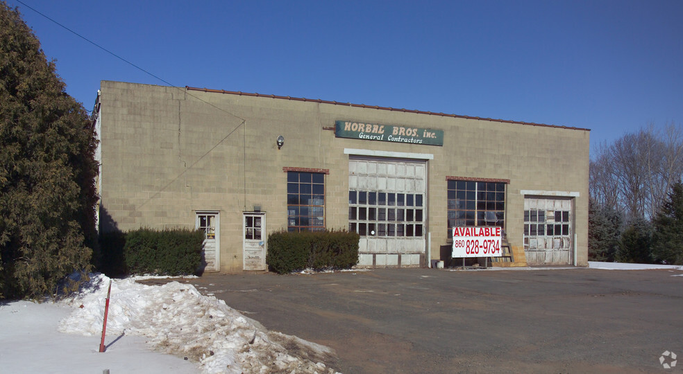 1163 Farmington Ave, Berlin, CT à louer - Photo de l’immeuble – Image 3 sur 4