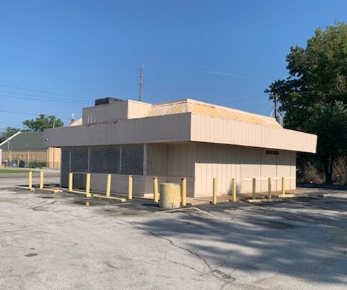 5901 State St, East Saint Louis, IL à vendre - Photo de l’immeuble – Image 2 sur 8