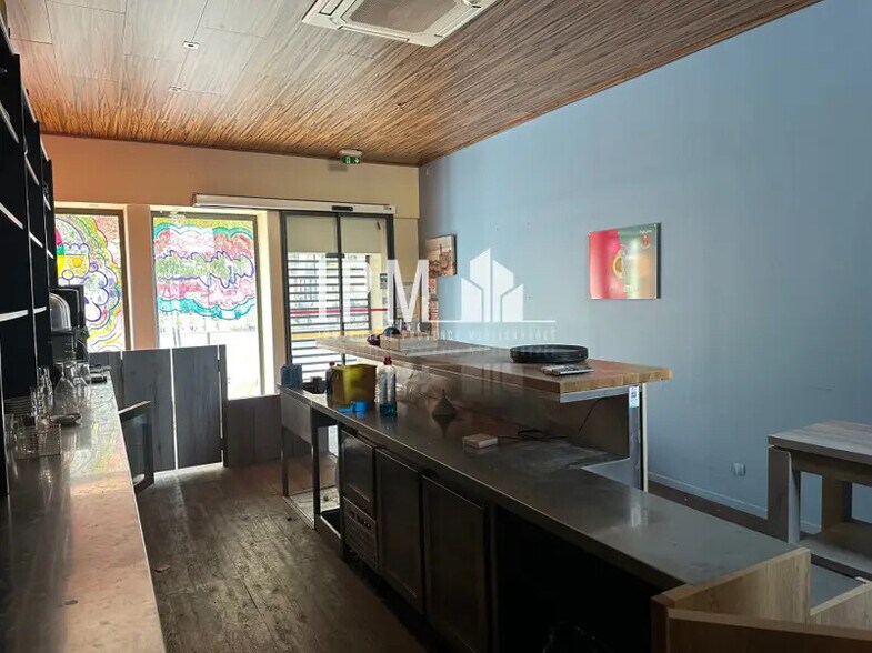 Local commercial dans Aix-en-Provence à louer - Photo intérieure – Image 3 sur 10