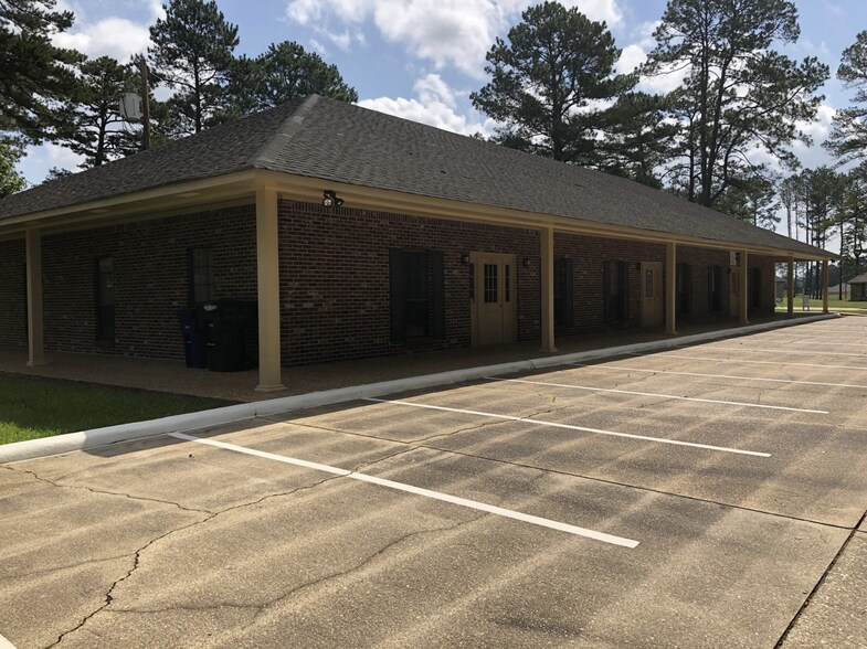 9140 Newcastle Dr, Shreveport, LA à louer - Photo de l’immeuble – Image 3 sur 3