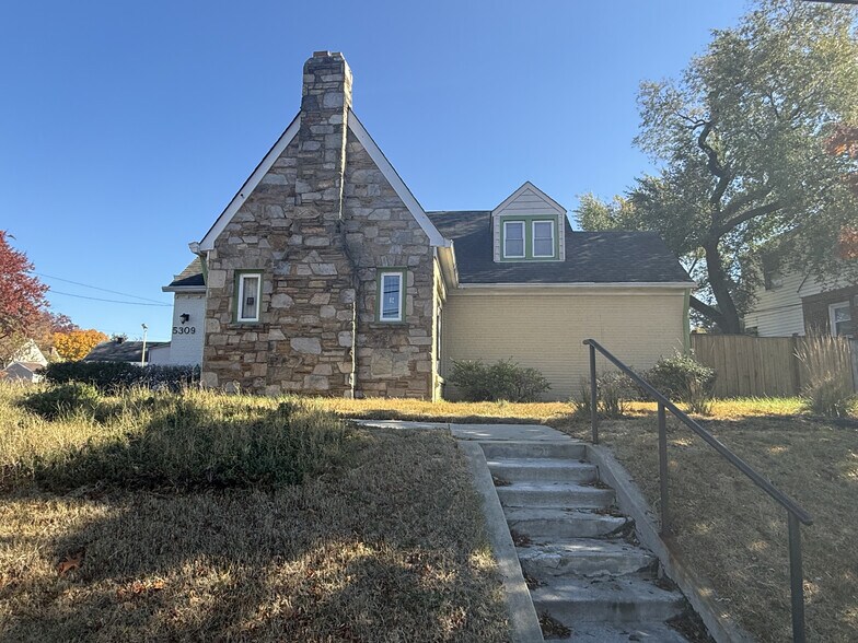 5309 Kenilworth Ave, Riverdale, MD à vendre - Photo de l’immeuble – Image 1 sur 32