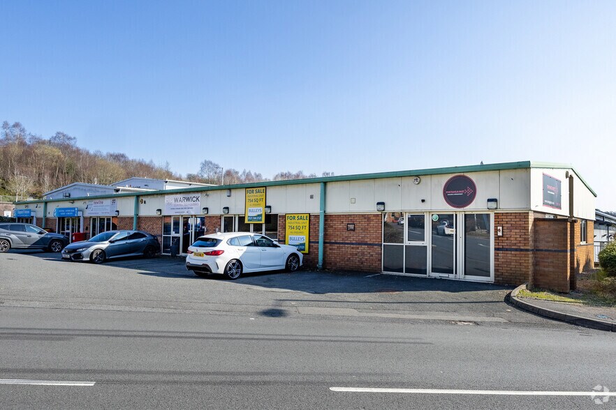 Coombswood Way, Halesowen à vendre - Photo de l’immeuble – Image 3 sur 3