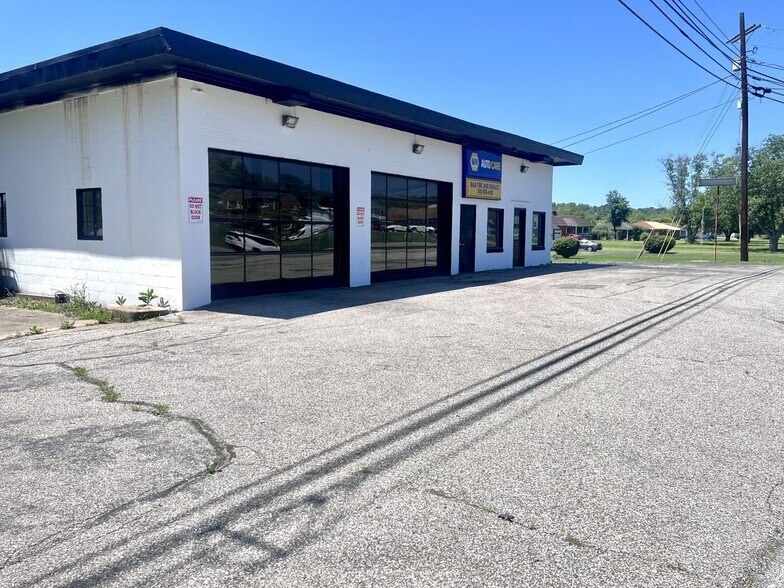 751 Jackson Pike, Gallipolis, OH à vendre - Photo de l’immeuble – Image 3 sur 22