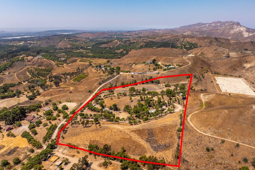 8450 Waters Rd, Moorpark, CA à vendre - Aérien – Image 2 sur 60