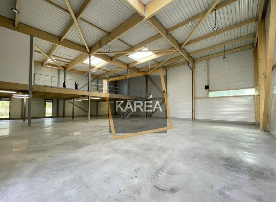 Local d’activités dans Chanteloup-en-Brie à louer Photo intérieure– Image 1 sur 4