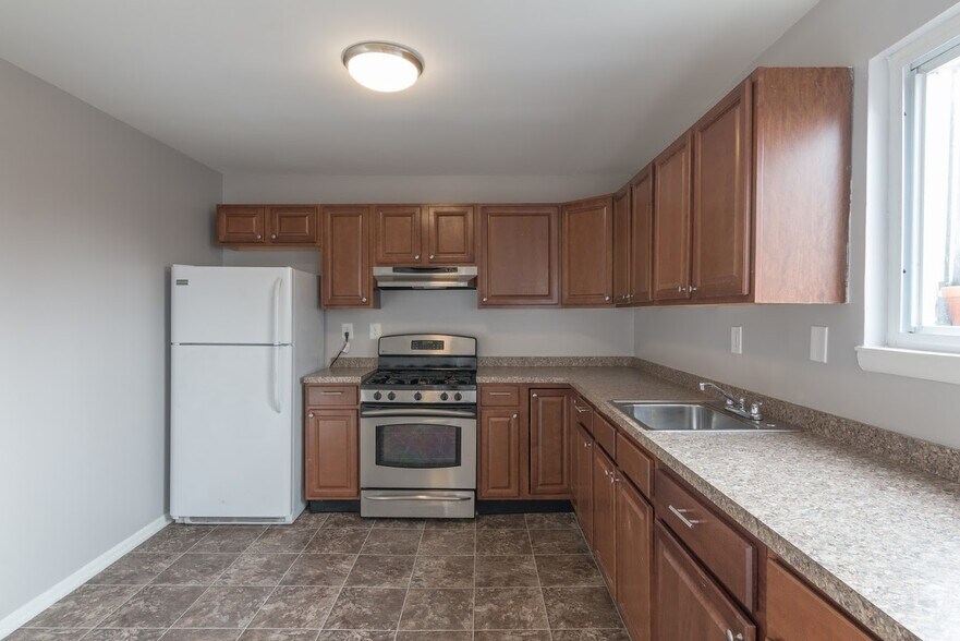 902 Arion Park Rd, Baltimore, MD à vendre - Photo de l’immeuble – Image 2 sur 15