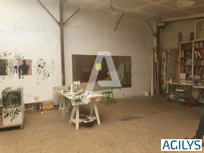 Local d’activités dans Ivry-sur-Seine à louer - Photo de l’immeuble – Image 1 sur 6