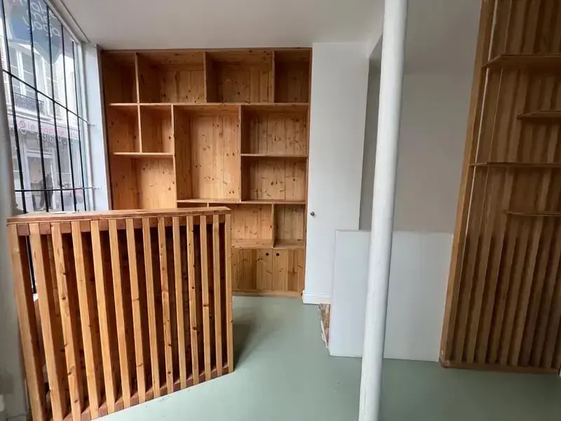 7 Rue Gambey, Paris, PAR 75011 -  -  - Photo intérieure - Image 1 of 2
