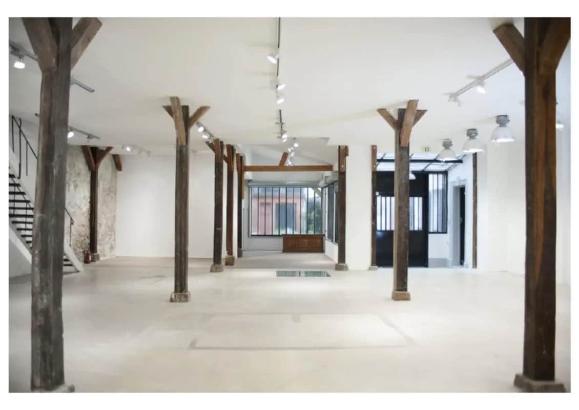 Local commercial dans Paris à louer Photo de l’immeuble– Image 1 sur 9