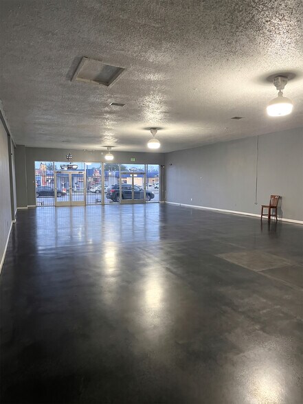 799-803 S Long Beach Blvd, Compton, CA à vendre - Photo de l’immeuble – Image 2 sur 8