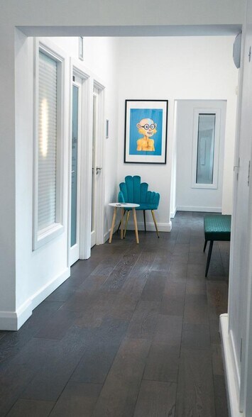 190 Camden High St, Londres à louer - Photo de l’immeuble – Image 3 sur 14
