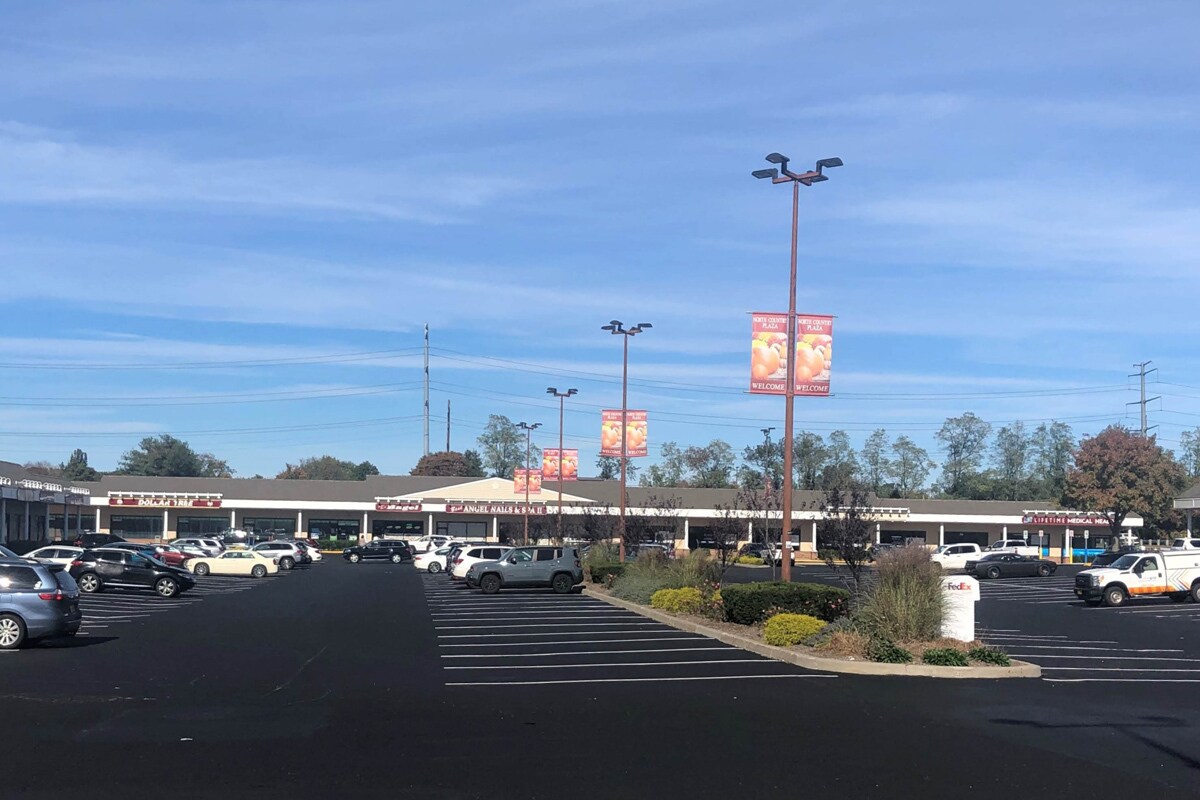 275 ROUTE 25A, Miller Place, NY à louer Photo principale– Image 1 sur 4