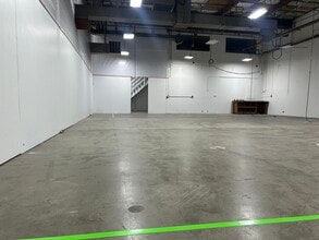 3901 SE Naef Rd, Portland, OR à louer Photo intérieure– Image 2 sur 11