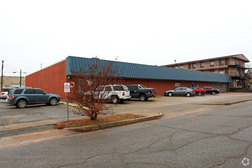 416-418 NW 8th St, Oklahoma City, OK à vendre - Photo principale – Image 3 sur 23