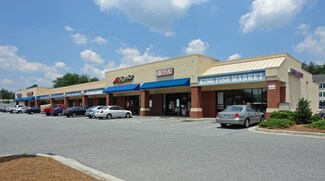 Plus de détails pour 2900 N Main St, High Point, NC - Bureau/Local commercial à louer
