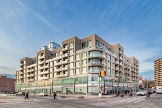 Plus de détails pour 51-35 Reeder St, Elmhurst, NY - Local commercial à louer