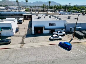 3226 Franklin Ave, Riverside, CA à louer Photo intérieure– Image 1 sur 9