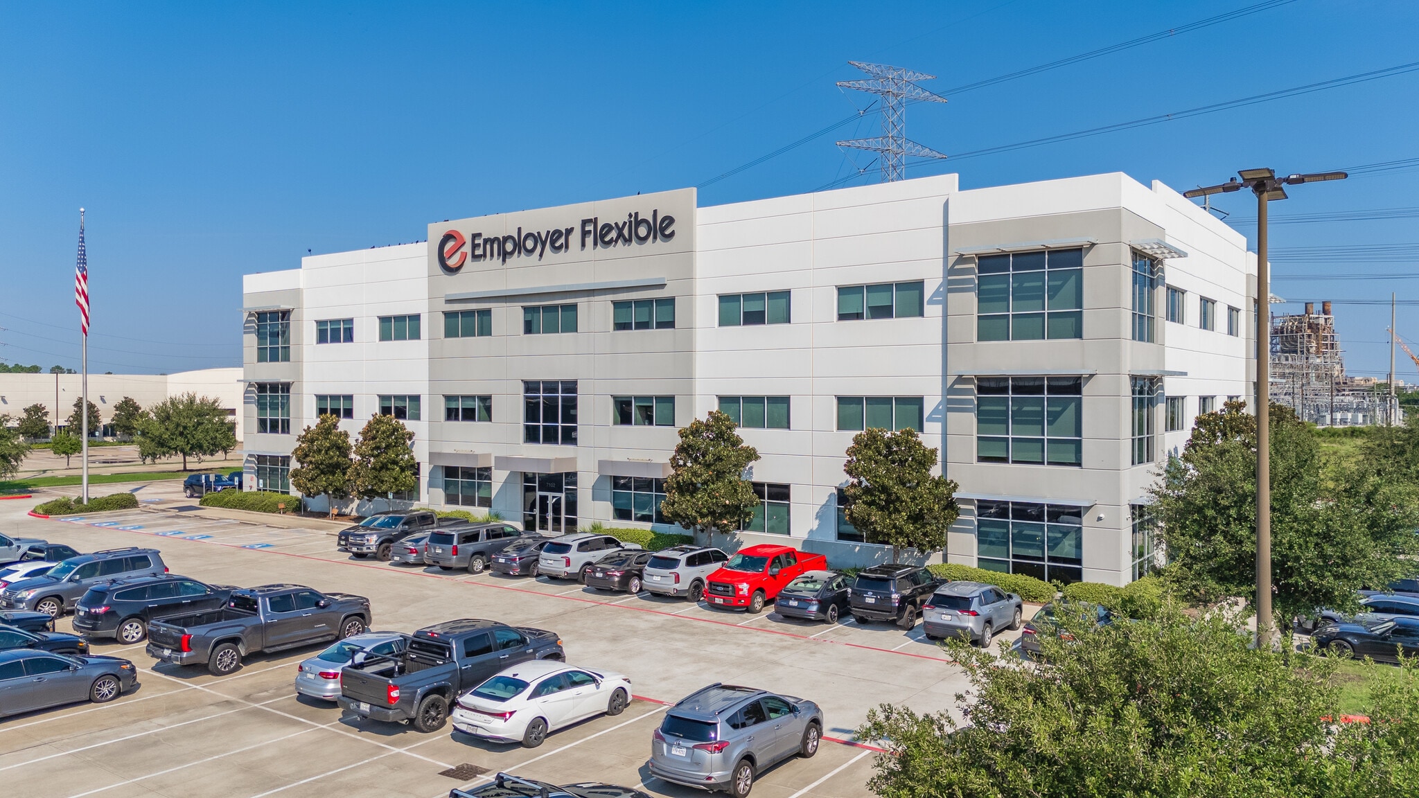 7102 N Sam Houston Pky W, Houston, TX à vendre Photo principale– Image 1 sur 7