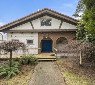 Plus de détails pour 5050 Hastings St, Burnaby, BC - Spécialisé à vendre