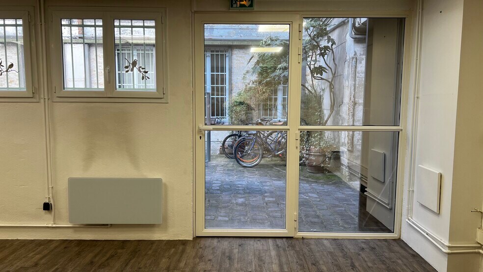 123 Rue Du Faubourg Saint-Antoine, Paris à louer - Photo de l’immeuble – Image 3 sur 6