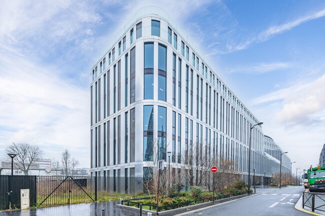 Plus de détails pour 51 Rue Paul Meurice, Paris - Bureau à louer