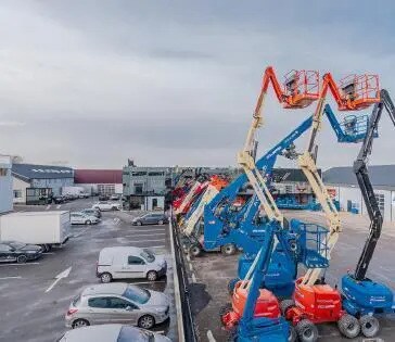 Local d’activités dans Gonesse à louer - Photo de l’immeuble – Image 3 sur 6