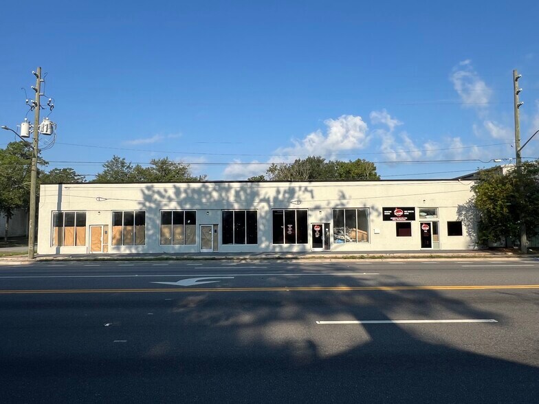 1044-1050 Cassat Ave, Jacksonville, FL à vendre - Photo de l’immeuble – Image 3 sur 16