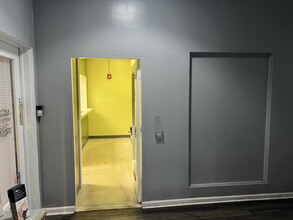 116-118 S York St, Elmhurst, IL à louer Photo intérieure– Image 1 sur 4