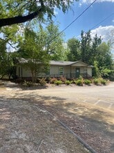 503 S Railroad Ave, Twin City, GA à louer Photo intérieure– Image 2 sur 2
