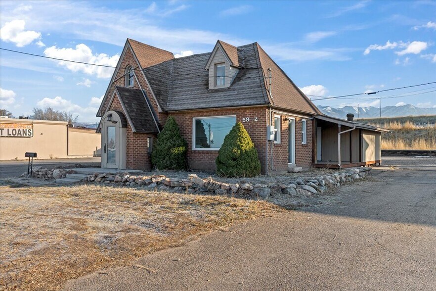 5982 S 1900 W, Roy, UT à vendre - Photo de l’immeuble – Image 3 sur 25