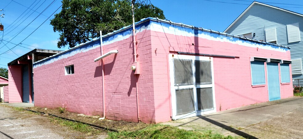 1709 37th St, Galveston, TX à vendre - Photo de l’immeuble – Image 2 sur 11