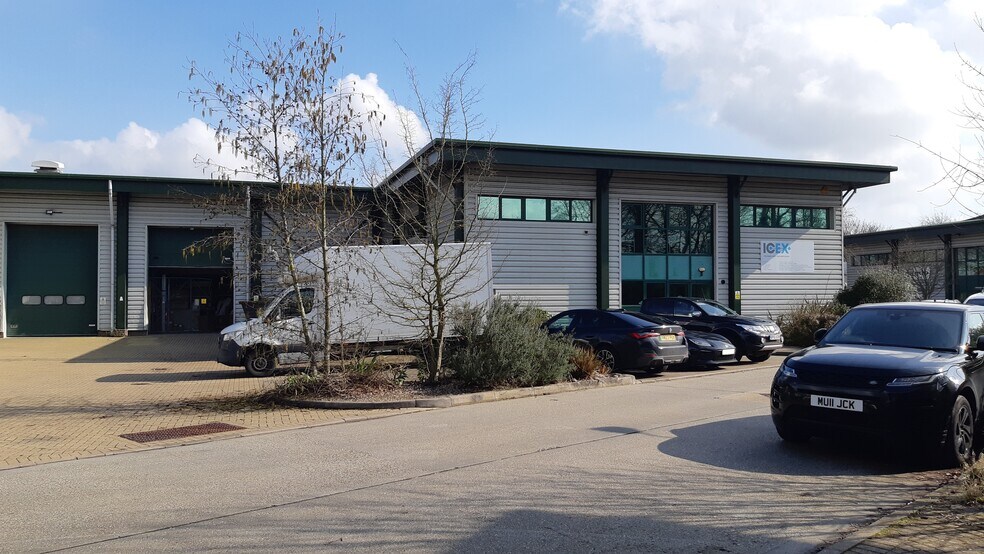 3-4 Croft Way, Witham à vendre - Photo de l’immeuble – Image 2 sur 6