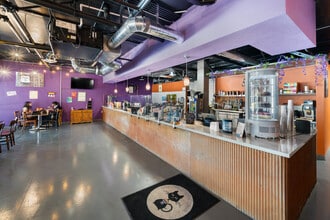 1385 N Virginia St, Reno, NV à louer Photo intérieure– Image 2 sur 5