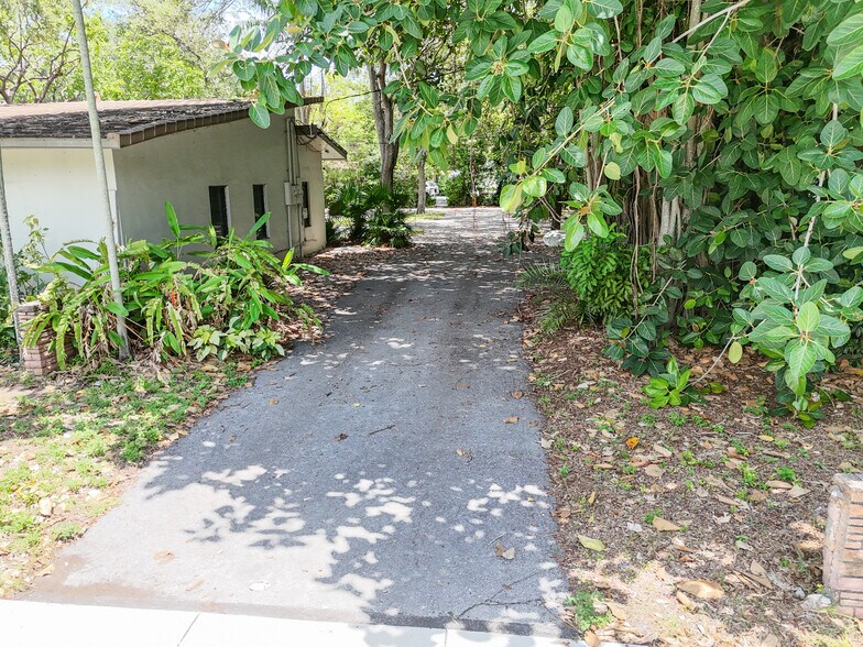 1800 SE 3rd Ave, Fort Lauderdale, FL à louer - Photo de l’immeuble – Image 3 sur 3
