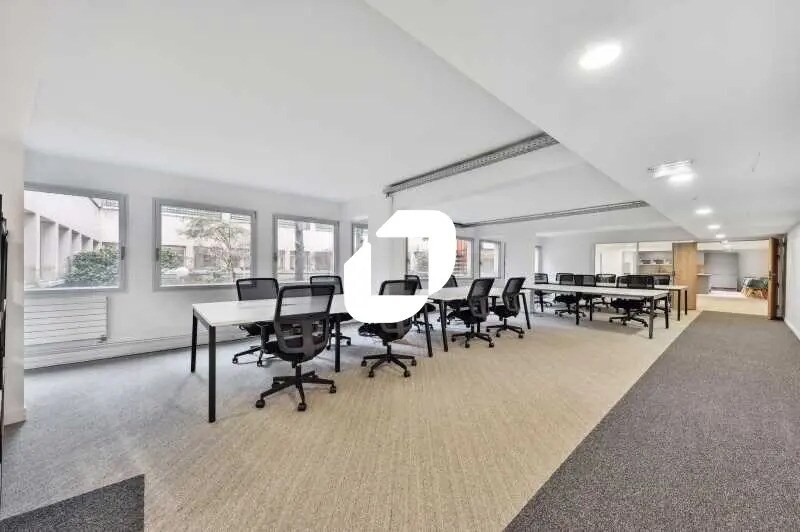 32-32 Boulevard De Picpus, Paris à louer - Photo de l’immeuble – Image 3 sur 11